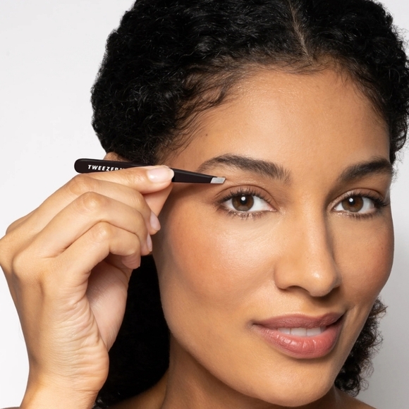 NIB Black Brow Shaping Set - Picture 4 of 8